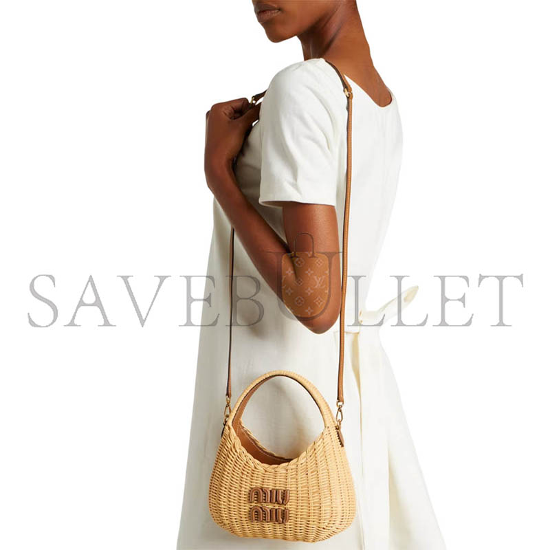 MIU MIU WANDER RATTAN BASKET BAG 5BC125 (20*17*6cm)